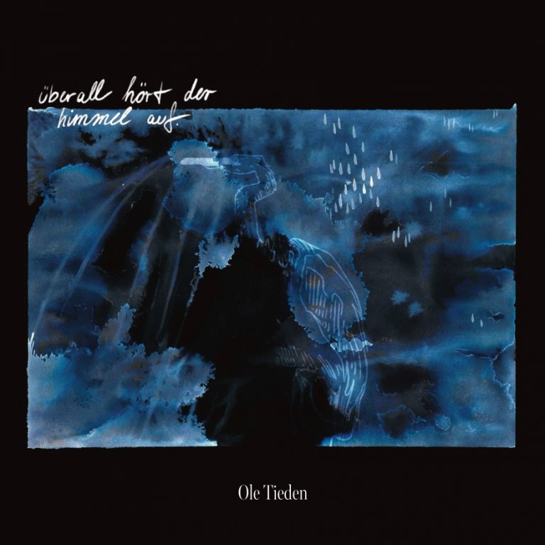 Lübecker Liedermacher veröffentlicht Debütalbum – Zärtlichkeit als Widerstand